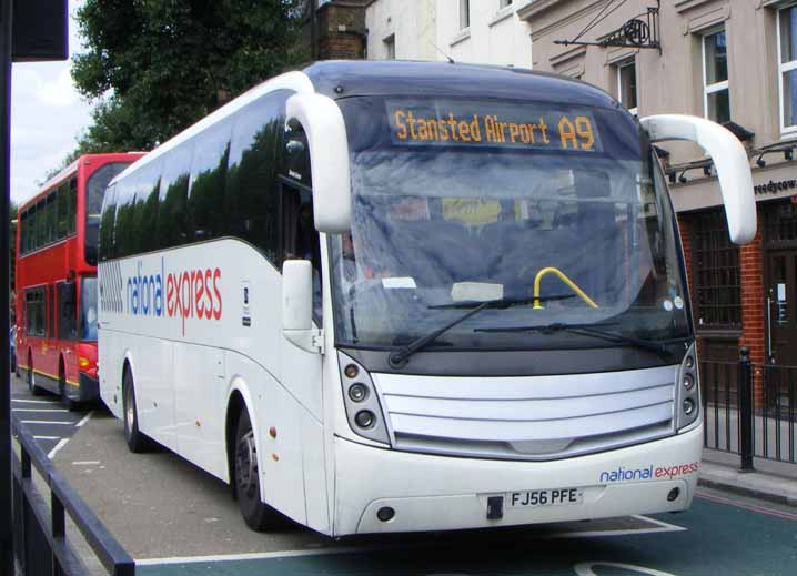 National Express Scania K340EB Caetano Levante C001